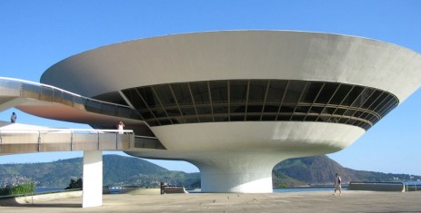Musée d'art contemporain de Niterói / Brésil